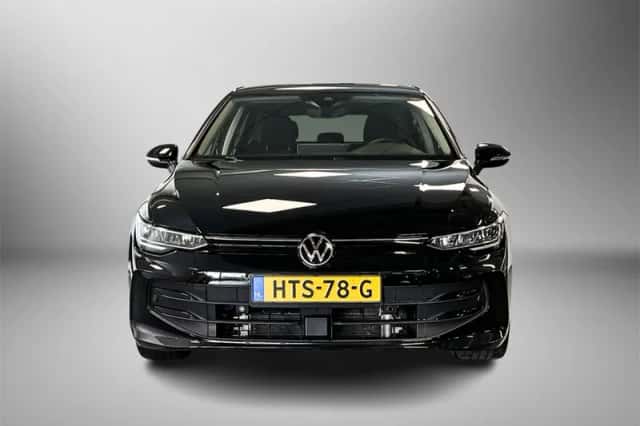 Volkswagen Golf (2025) thumbnail 6
