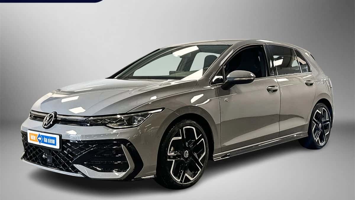 Volkswagen Golf (2025) — foto 1