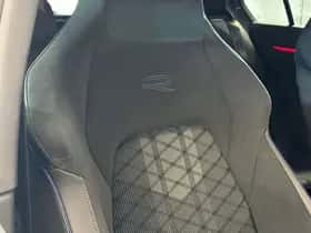 Volkswagen Golf (2025) thumbnail 8