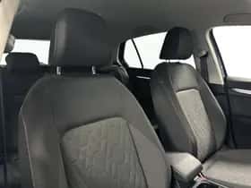 Volkswagen Golf (2025) thumbnail 11