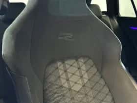 Volkswagen Golf (2025) thumbnail 11