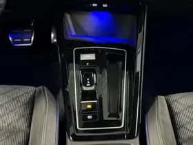 Volkswagen Golf (2025) thumbnail 22
