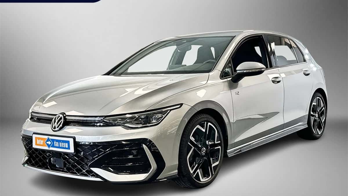 Volkswagen Golf (2025) — foto 1