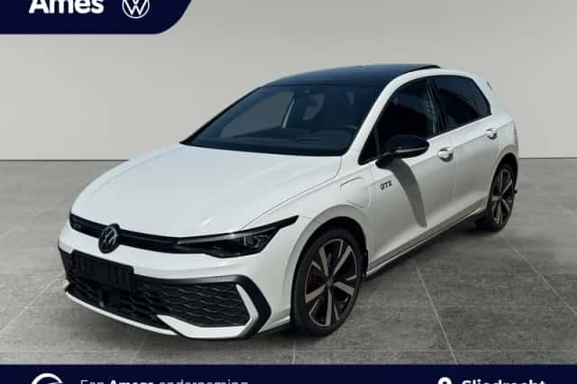 Volkswagen Golf (2025) thumbnail 1
