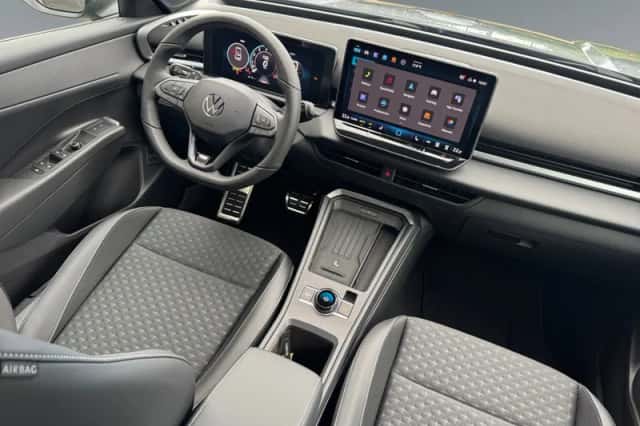Volkswagen T-Roc (2026) thumbnail 2