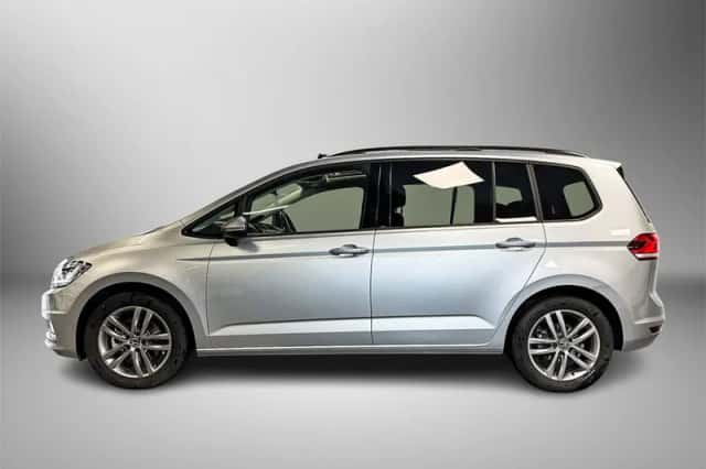 Volkswagen Touran (2025) thumbnail 5