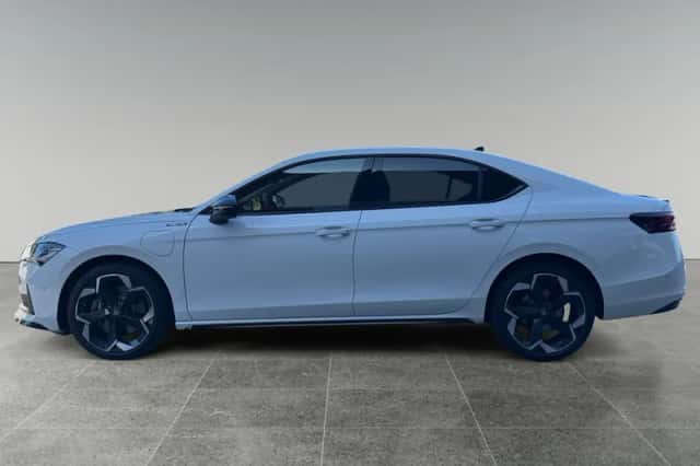 Škoda Superb (2026) thumbnail 4