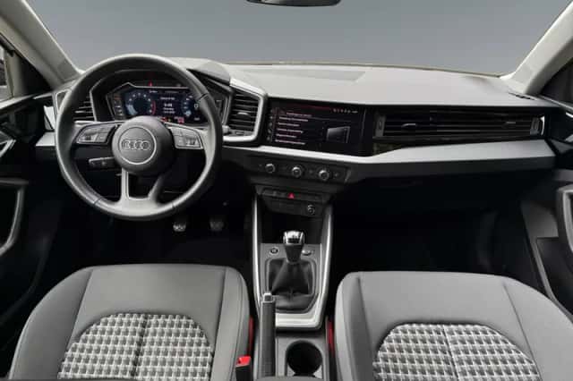 Audi A1 (2024) thumbnail 2