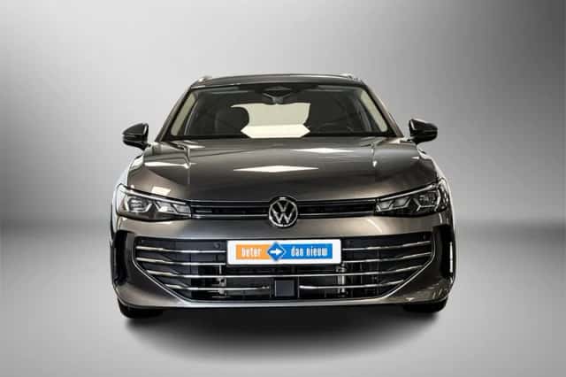 Volkswagen Passat (2025) thumbnail 6