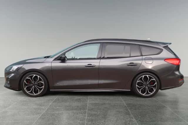 Ford Focus (2021) thumbnail 5