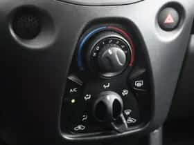 Toyota Aygo (2021) thumbnail 12