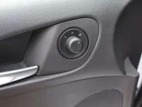 Opel Adam (2014) thumbnail 23