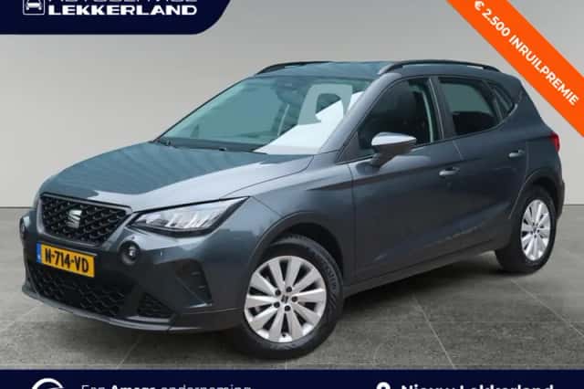 SEAT Arona (2022) thumbnail 1
