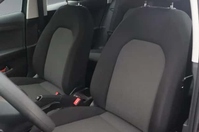 SEAT Arona (2022) thumbnail 6