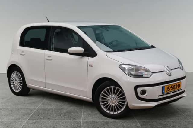 Volkswagen Up! (2016) thumbnail 2