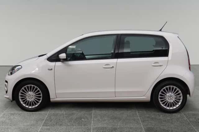 Volkswagen Up! (2016) thumbnail 5