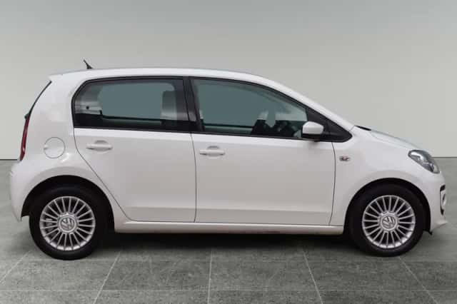 Volkswagen Up! (2016) thumbnail 6