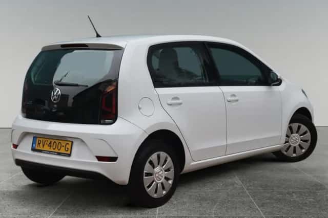 Volkswagen Up! (2018) thumbnail 4