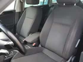 Volkswagen Tiguan (2018) thumbnail 8