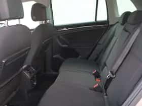 Volkswagen Tiguan (2018) thumbnail 9