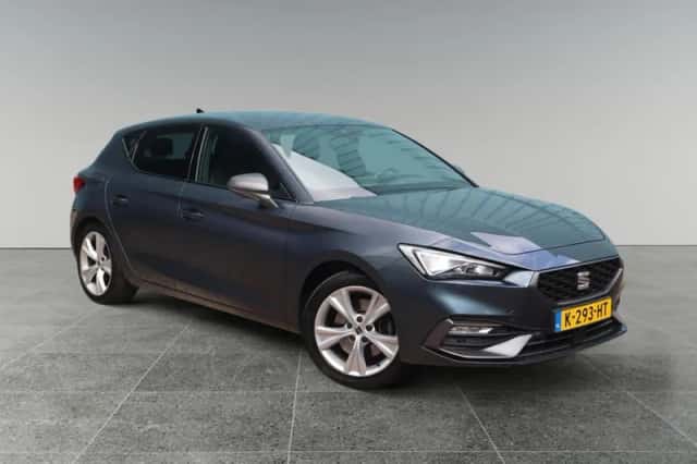 SEAT Leon (2021) thumbnail 2