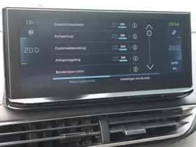 Peugeot 3008 (2021) thumbnail 16