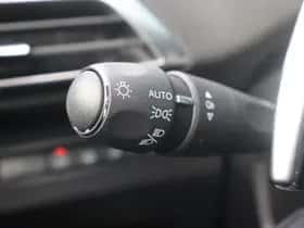 Peugeot 3008 (2021) thumbnail 28