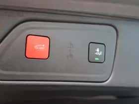 Peugeot 3008 (2021) thumbnail 33