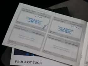 Peugeot 3008 (2021) thumbnail 39