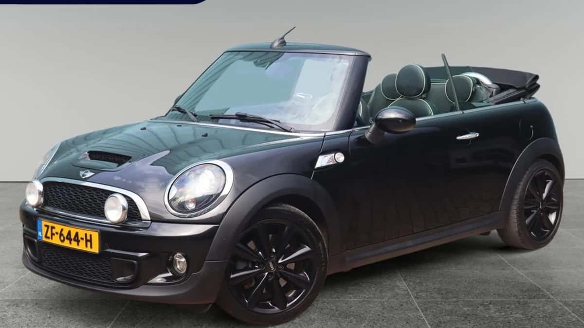MINI Cabrio (2015) — foto 1