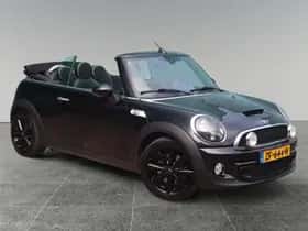 MINI Cabrio (2015) thumbnail 3