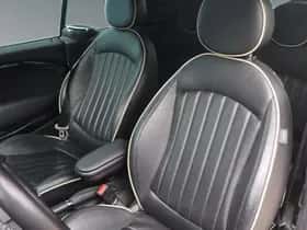 MINI Cabrio (2015) thumbnail 9