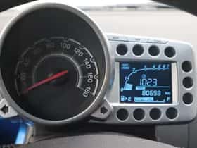 Chevrolet Spark (2011) thumbnail 11