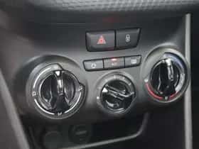 Peugeot 2008 (2019) thumbnail 17