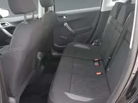 Peugeot 2008 (2019) thumbnail 7