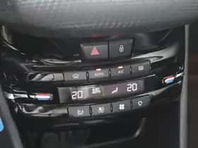 Peugeot 2008 (2019) thumbnail 17