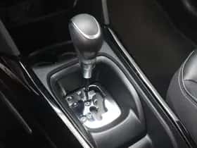 Peugeot 2008 (2019) thumbnail 19