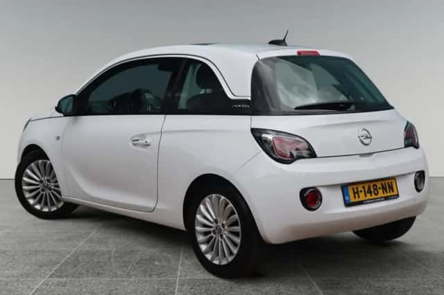 Opel Adam (2017) thumbnail 3