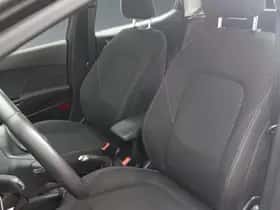Ford Fiesta (2019) thumbnail 8