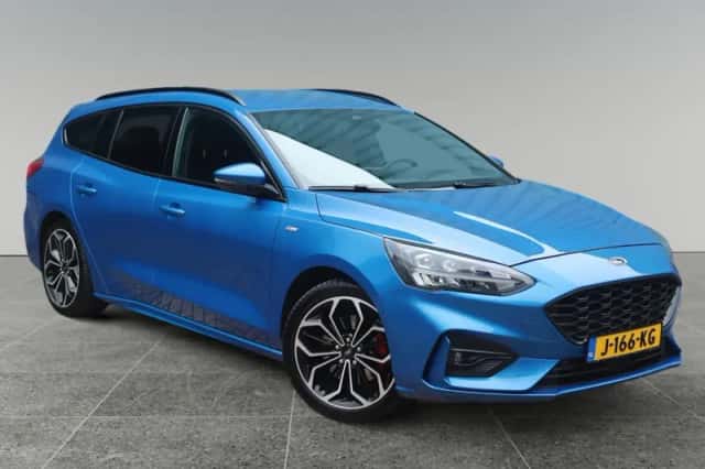 Ford Focus (2020) thumbnail 2