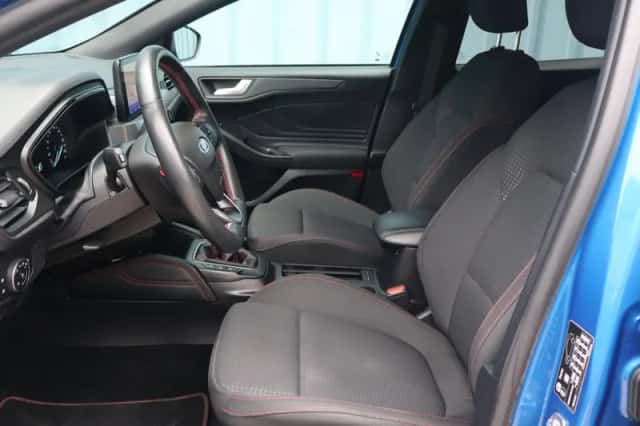 Ford Focus (2020) thumbnail 6