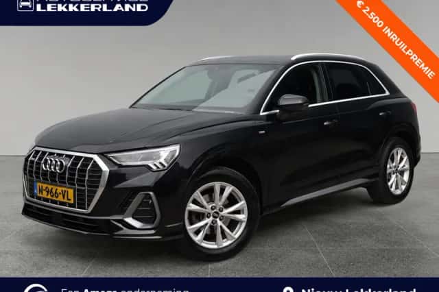 Audi Q3 (2021) thumbnail 1