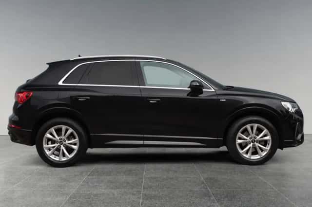 Audi Q3 (2021) thumbnail 6