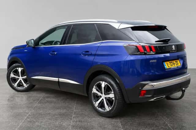 Peugeot 3008 (2017) thumbnail 3
