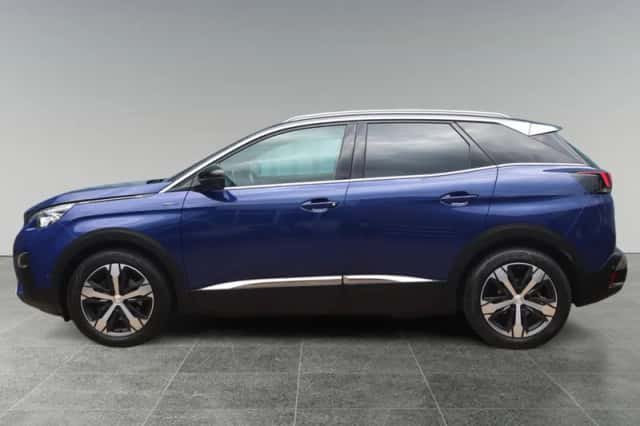 Peugeot 3008 (2017) thumbnail 5