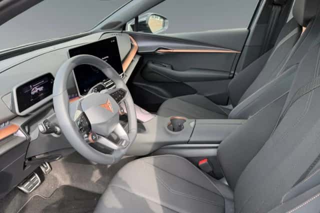 CUPRA Tavascan (2026) thumbnail 3