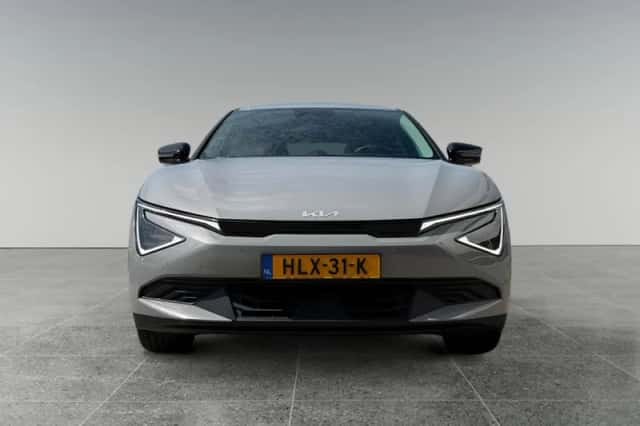 Kia EV6 (2025) thumbnail 5