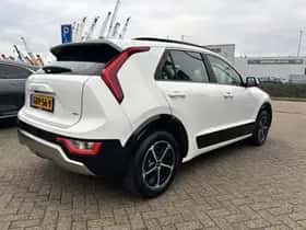 Kia Niro (2024) thumbnail 5