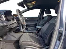 Kia XCeed (2023) thumbnail 3