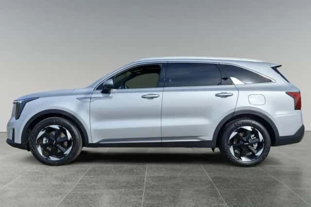 Kia Sorento (2026) thumbnail 4